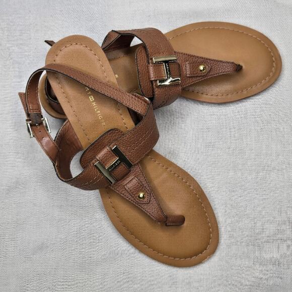 NWOT Tommy Hilfiger Brown Thong Sandals with Slight Heel Size 8½ Medium - Picture 1 of 10